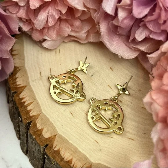 Crystal Planet Saturn and Gold Stars Dangle Earrings - Picture 14 of 16